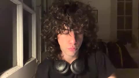 Snapshot of luccafarfalla chatting on 19, 11, 2025 lucca online show from 19, 11, 2025