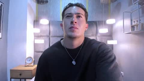 luccagrey online show from 8, 11, 2025