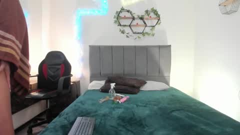 Lucero  online show from 21, 11, 2025