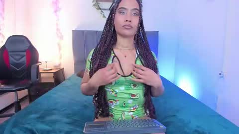 Snapshot of lucerop_ chatting on 8, 3, 2026 Lucero online show from 8, 3, 2026