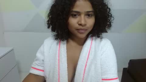 Snapshot of lucerosuith_ chatting on 8, 1, 2025 lucerosuith_ online show from 8, 1, 2025