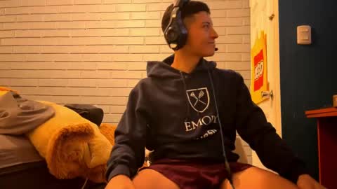 Felipe online show from 27, 12, 2024