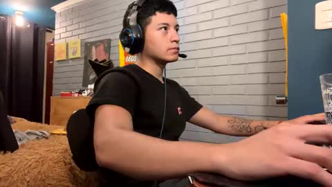 Felipe online show from 8, 1, 2025
