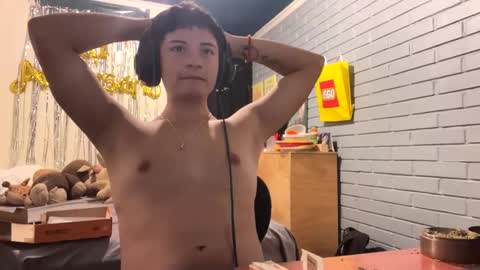 Felipe online show from 11, 2, 2025