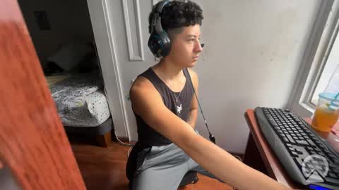 Felipe online show from 25, 9, 2025