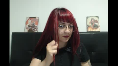 Snapshot of lucia_d_carton chatting on 4, 4, 2026 Lulu DCarton online show from 4, 4, 2026