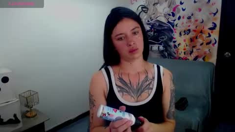 lucia_evans21 online show from 10, 7, 2026