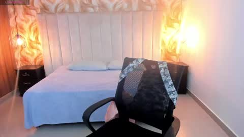 Lucia Vonne online show from 12, 5, 2026