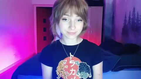 Snapshot of luciacam20 chatting on 4, 12, 2024 Lucy online show from 4, 12, 2024