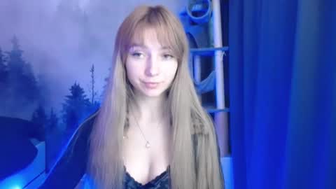 Snapshot of luciacam20 chatting on 12, 12, 2024 Lucy online show from 12, 12, 2024