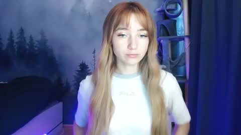 Snapshot of luciacam20 chatting on 6, 1, 2025 Lucy online show from 6, 1, 2025