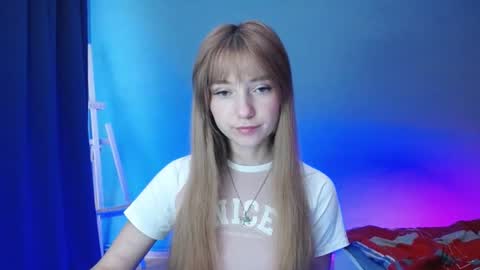 Snapshot of luciacam20 chatting on 21, 1, 2025 Lucy online show from 21, 1, 2025