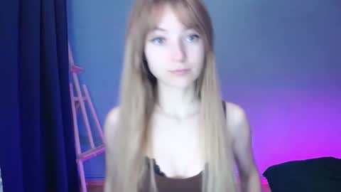 Snapshot of luciacam20 chatting on 6, 2, 2025 Lucy online show from 6, 2, 2025