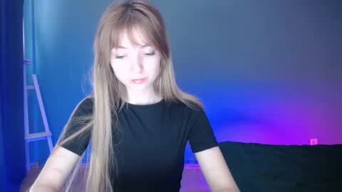 Snapshot of luciacam20 chatting on 11, 2, 2025 Lucy online show from 11, 2, 2025