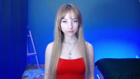 Snapshot of luciacam20 chatting on 23, 2, 2025 Lucy online show from 23, 2, 2025
