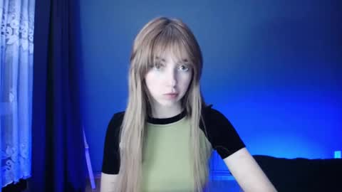 Snapshot of luciacam20 chatting on 26, 2, 2025 Lucy online show from 26, 2, 2025