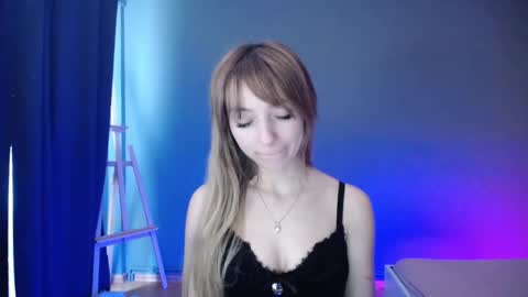 Snapshot of luciacam20 chatting on 8, 3, 2025 Lucy online show from 8, 3, 2025