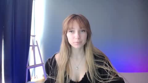 Snapshot of luciacam20 chatting on 8, 3, 2025 Lucy online show from 8, 3, 2025