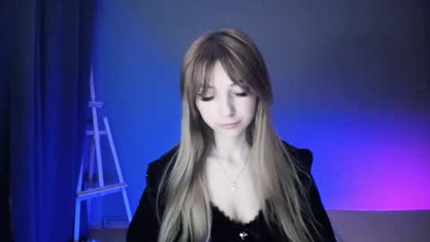 Snapshot of luciacam20 chatting on 8, 3, 2025 Lucy online show from 8, 3, 2025