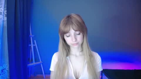 Snapshot of luciacam20 chatting on 9, 3, 2025 Lucy online show from 9, 3, 2025
