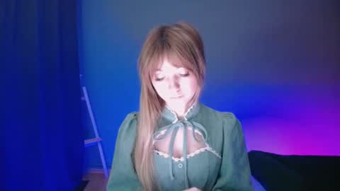 Snapshot of luciacam20 chatting on 10, 3, 2025 Lucy online show from 10, 3, 2025