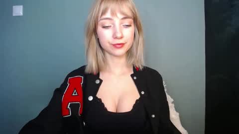 Lucy online show from 16, 3, 2026