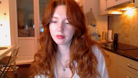 Snapshot of luciacoy chatting on 21, 12, 2024 Lucia online show from 21, 12, 2024