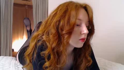 Snapshot of luciacoy chatting on 4, 3, 2025 Lucia online show from 4, 3, 2025