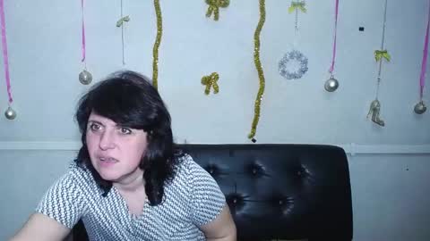 LuciaMi online show from 19, 1, 2025