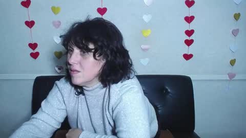 LuciaMi online show from 2, 2, 2025