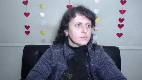 LuciaMi online show from 5, 2, 2025