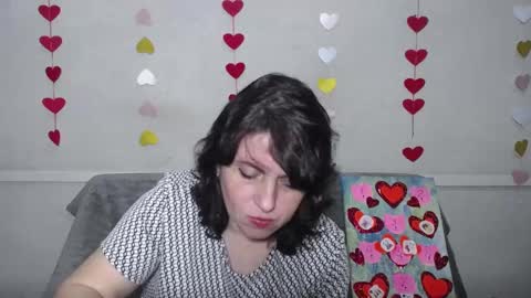 LuciaMi online show from 17, 2, 2025