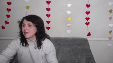 LuciaMi online show from 26, 2, 2025