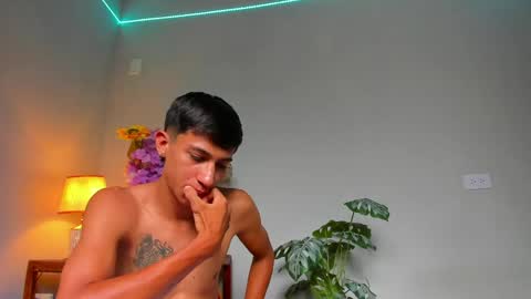 Snapshot of lucian_davii chatting on 3, 6, 2026 Pirulo online show from 3, 6, 2026