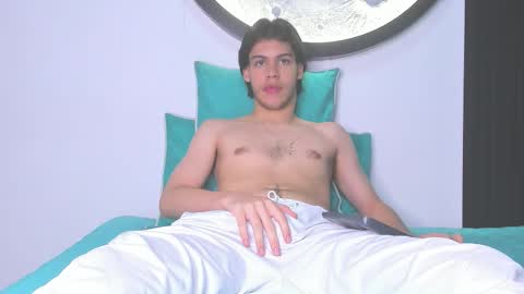 lucian_greyy online show from 7, 11, 2025