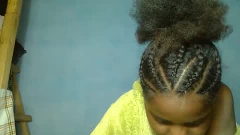 Snapshot of luciana012 chatting on 20, 9, 2025 luciana012 online show from 20, 9, 2025