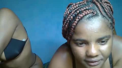 Snapshot of luciana012 chatting on 3, 10, 2025 luciana012 online show from 3, 10, 2025