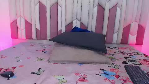 Snapshot of luciana_jam_ chatting on 27, 9, 2025 instagram luciana417  online show from 27, 9, 2025