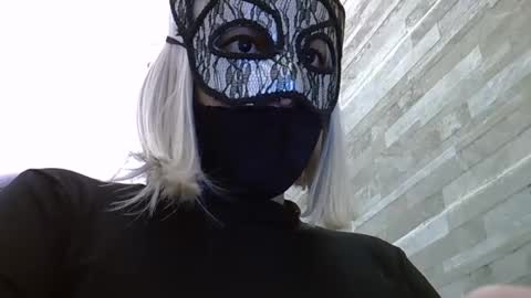 Snapshot of luciana_love22 chatting on 15, 9, 2025 luciana_love22 online show from 15, 9, 2025
