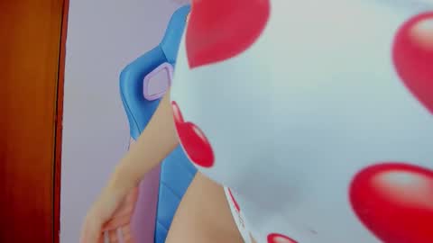 Snapshot of luciana_portec_ chatting on 8, 1, 2026 luciana portec online show from 8, 1, 2026