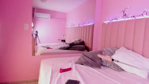 lucianablake online show from 6, 4, 2026