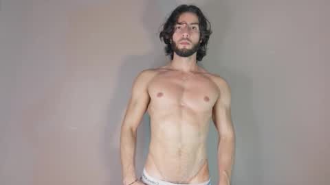 Luciano online show from 10, 10, 2025