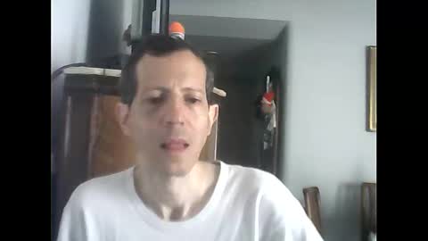 Snapshot of lucianoaxel chatting on 1, 1, 2025 Luciano online show from 1, 1, 2025