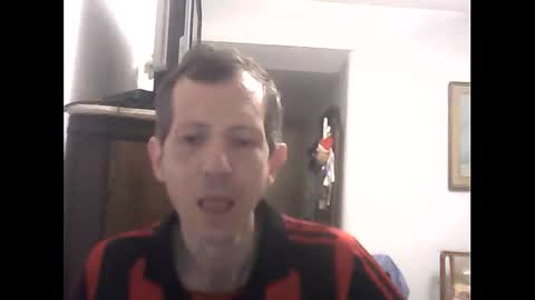 Snapshot of lucianoaxel chatting on 3, 1, 2025 Luciano online show from 3, 1, 2025
