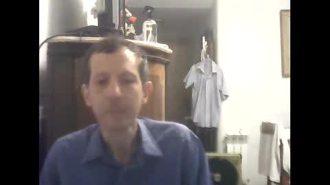 Snapshot of lucianoaxel chatting on 5, 2, 2025 Luciano online show from 5, 2, 2025