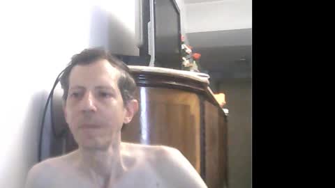 Snapshot of lucianoaxel chatting on 21, 2, 2025 Luciano online show from 21, 2, 2025