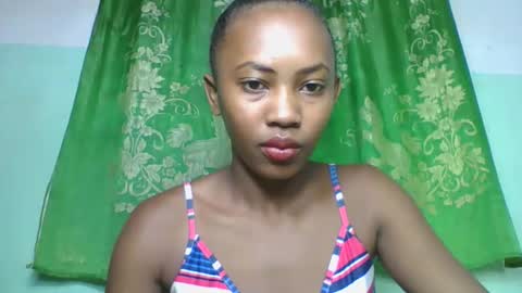 lucie196645 online show from 21, 4, 2026