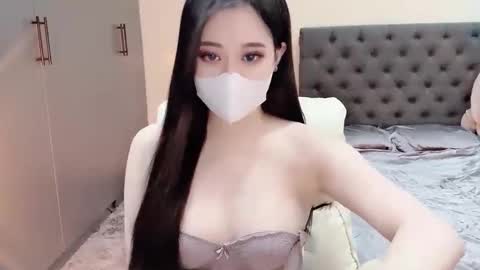 lucii04 online show from 27, 11, 2025