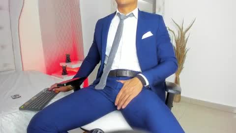 Leo online show from 8, 4, 2026