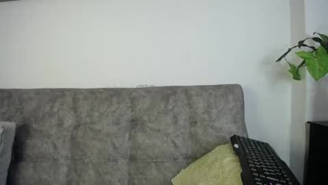 luciiana online show from 4, 5, 2026